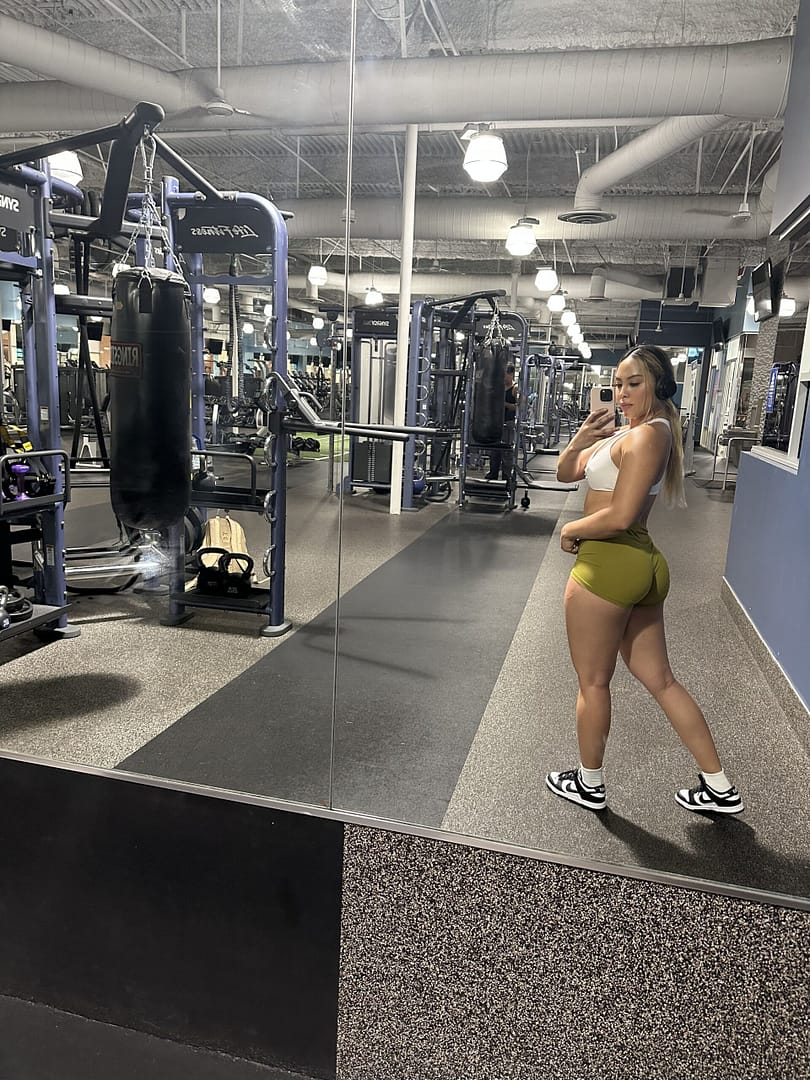 Donita Tojong I am Skilled Personal Trainer and Health Coach, We transform your fitness journey with tailored coaching and support.
